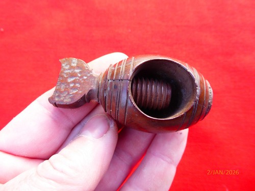 Casse noisette bois - noisette, art
